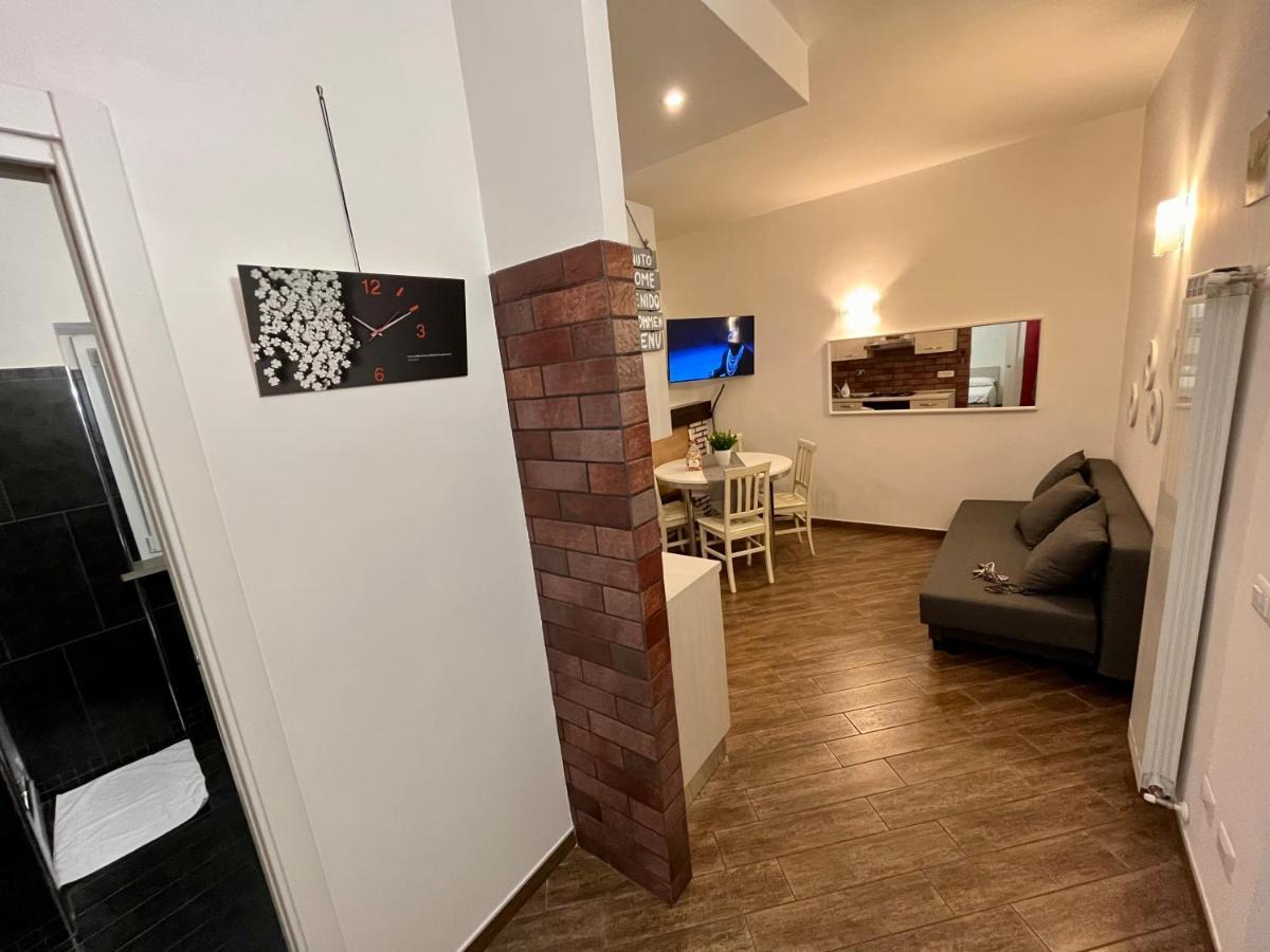 Casetta Teresa - Nice Apartment เตรวินญาโน โรมาโน ภายนอก รูปภาพ